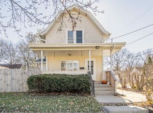 313 E Laflin Ave, Waukesha, WI 53186