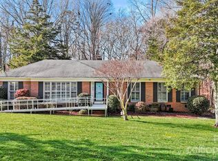 138 Dovershire Rd, Charlotte, NC 28270