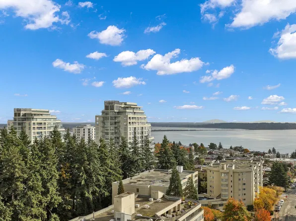 1501 Foster St #1401, White Rock, BC V4B 5L8
