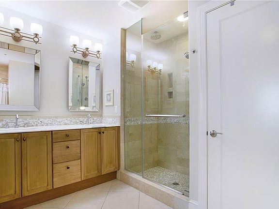 4th image of 9123 Strada Pl Unit 7307