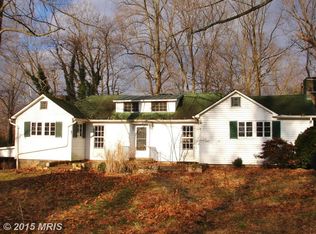 13072 Hume Rd, Hume, VA 22639