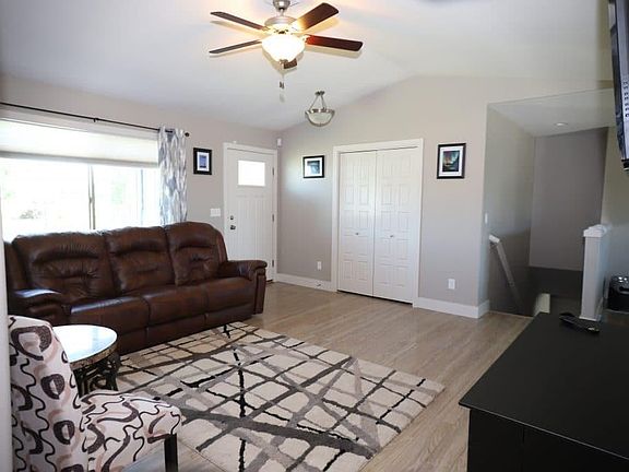 3rd image of 5328 Frontier Dr