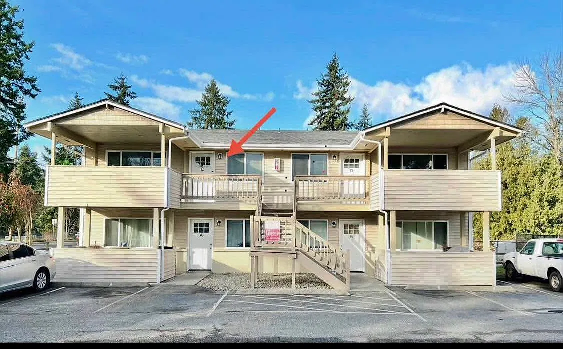 31250 28th Ave S — Photo 1