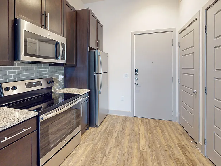 The Flats at Palisades — Photo 49