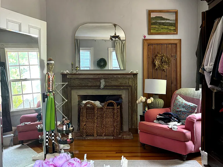 16 Sheldon St #1 — Photo 3