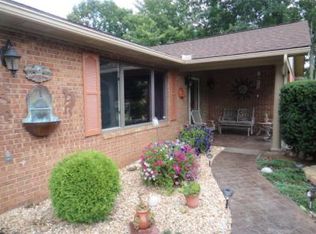 127 Laurelwood Ln, Shady Spring, WV 25918