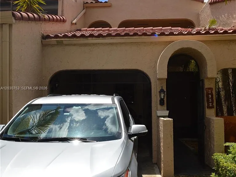 3932 Estepona Ave #7D5 — Photo 38