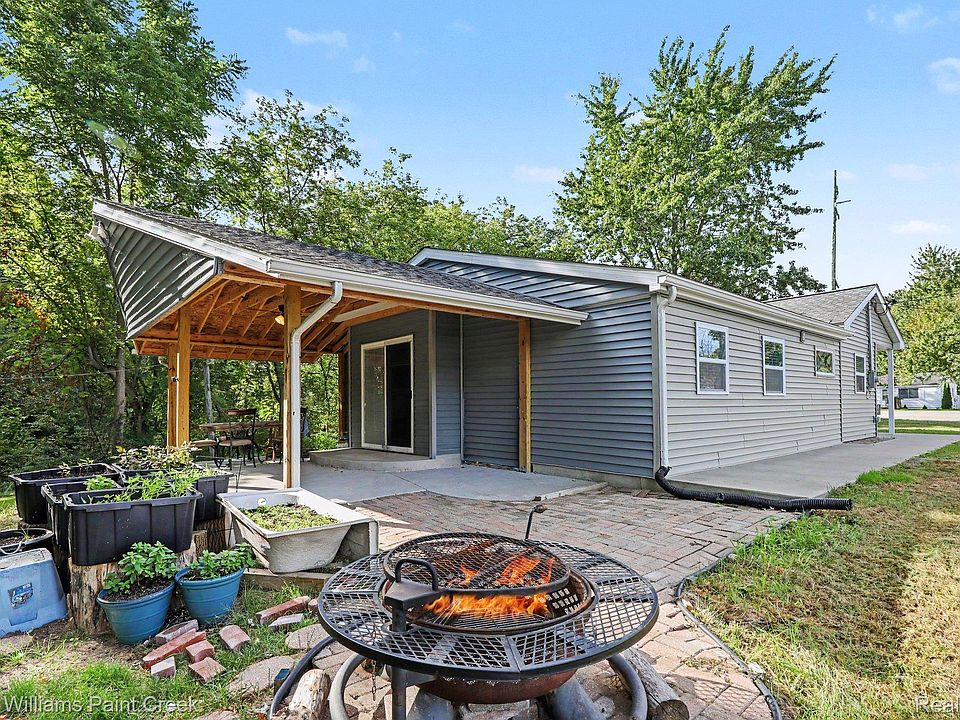 7190 Lakeshore Rd, photo 24