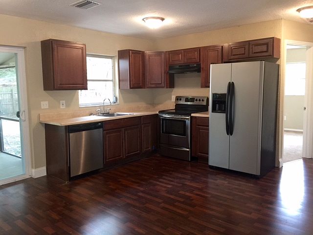 1st image of 1303 W Arctic St