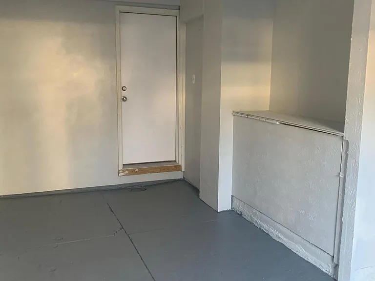 3440 Granton Ave — Photo 15