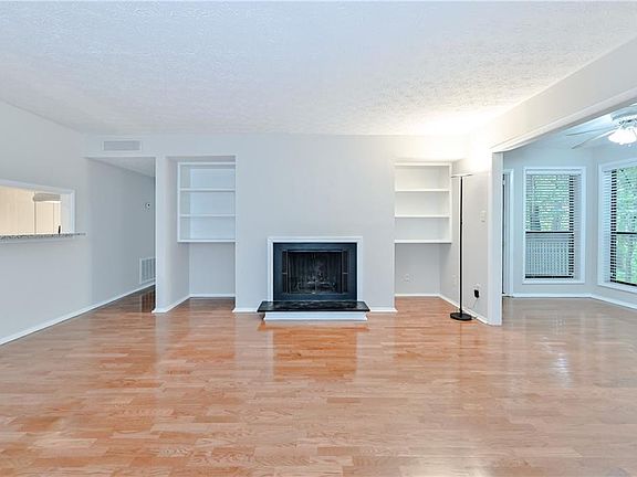 5th image of 1220 Summit North Dr NE #1220