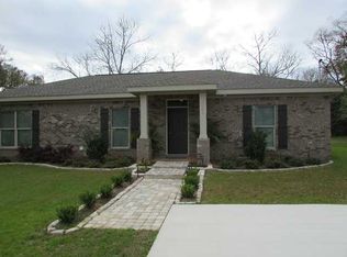 5050 Fairoak Dr E, Mobile, AL 36619