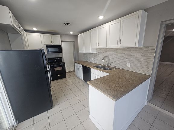 2nd image of 5007 Elmhurst Ln