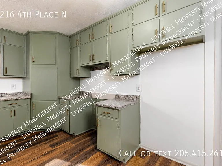 1216 4th Pl N — Photo 8
