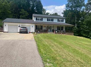 3251 Mahola Dr, Huntington, WV 25704