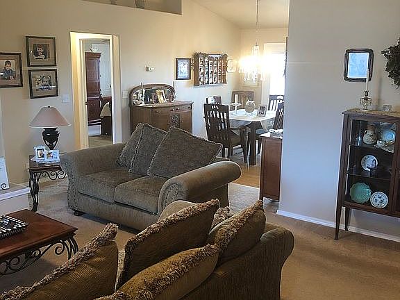 4th image of 1113 Feltham Peak Dr