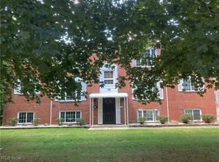 38 N Pershing Ave APT 5, Akron, OH 44313