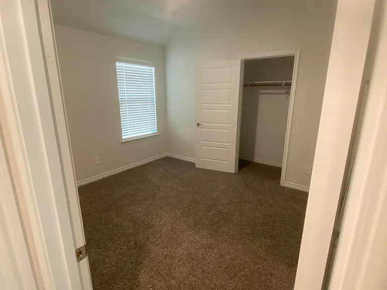 9809 Autumn Leaves Ln — Photo 2