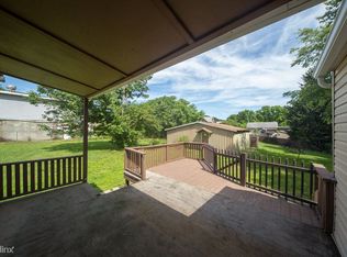 109 Station St, Bruin, PA 16022