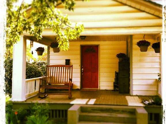 3rd image of 1311 E 11th Ave