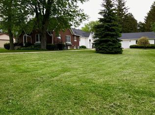 717 Stuart Rd, Racine, WI 53406