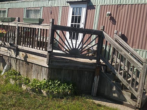 2nd image of 418 Cedar Creek Dr