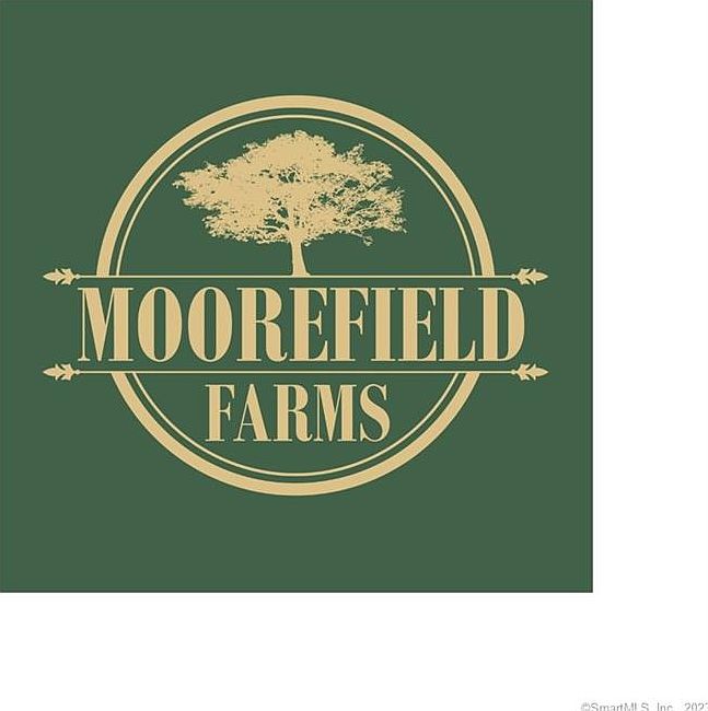1st image of 4 Moorefield Farm Rd