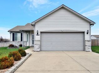5864 N Forestor Dr, Wichita, KS 67219