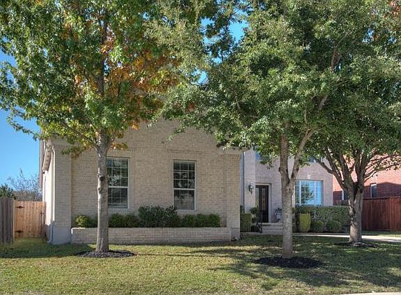 3rd image of 3202 Luminoso Ln E