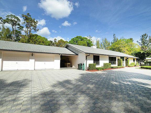 Home For Sale In Palm Beach Farms