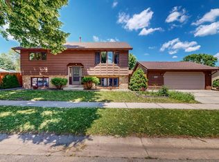 1317 43rd St NW, Rochester, MN 55901