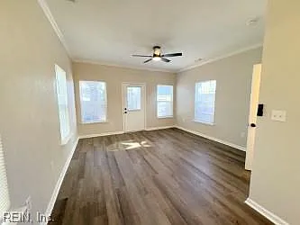 2049 Stonehurst St — Photo 13