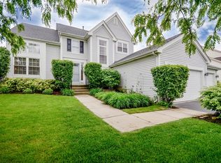 214 Manchester Ln, Port Barrington, IL 60010