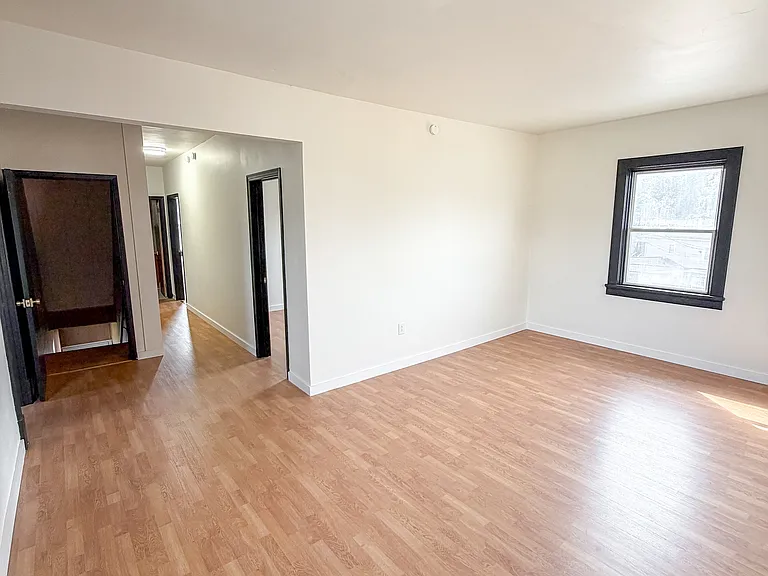 309 N Diamond St #2 — Photo 6
