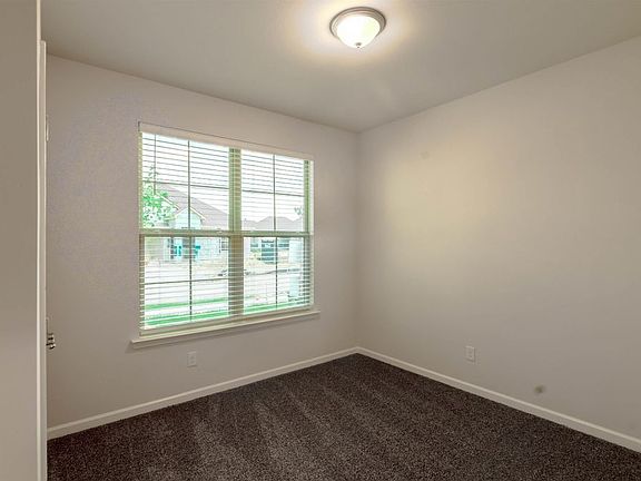 5th image of 4644 Grenache Dr