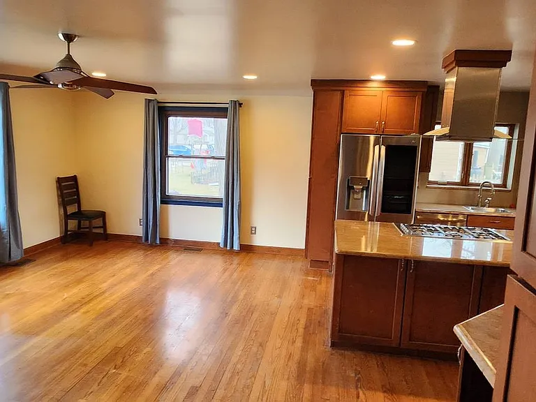 31441 Sheridan St — Photo 18