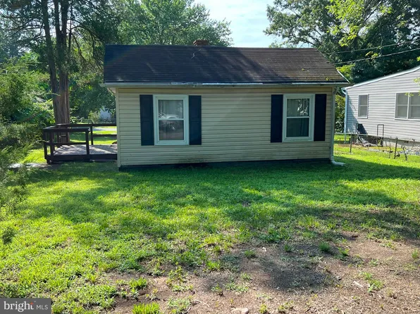 7815 East Rd, Pasadena, MD 21122