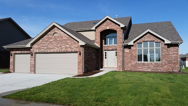 1st image of 19727 Longmeadow Dr