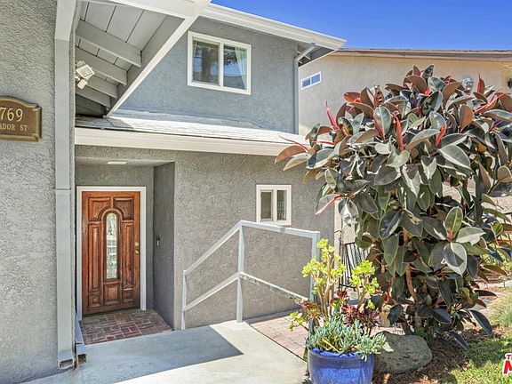2nd image of 3769 Cazador St
