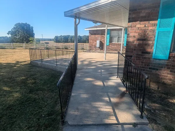 194 State Highway Mm, Niangua, MO 65713