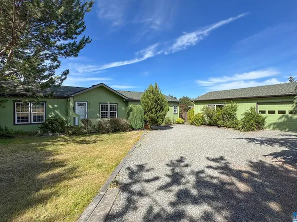 562 Holgerson Rd, Sequim, WA 98382