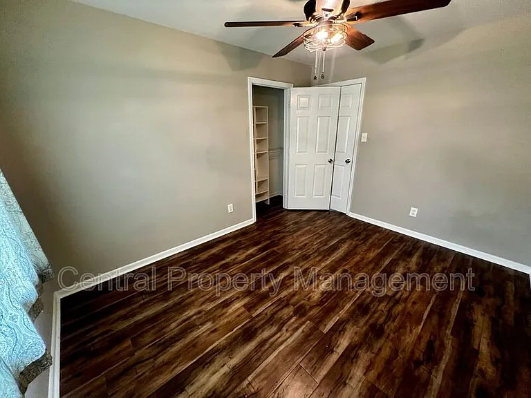 103 Newman Dr — Photo 14