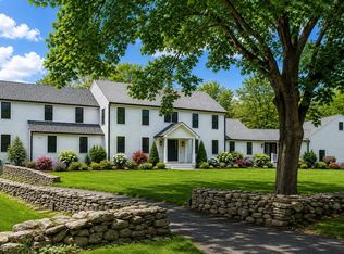 127 Lee Dr, Concord, MA 01742