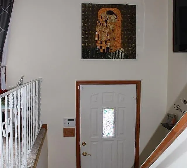32A Saint George Pl — Photo 4
