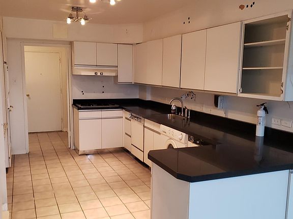 3rd image of 7121 Park Heights Ave Unit 808