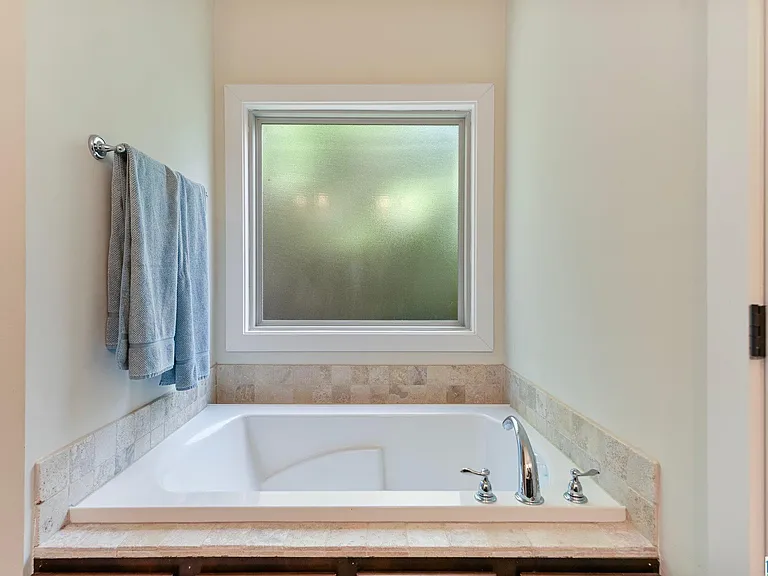 3508 Waters Rd — Photo 14