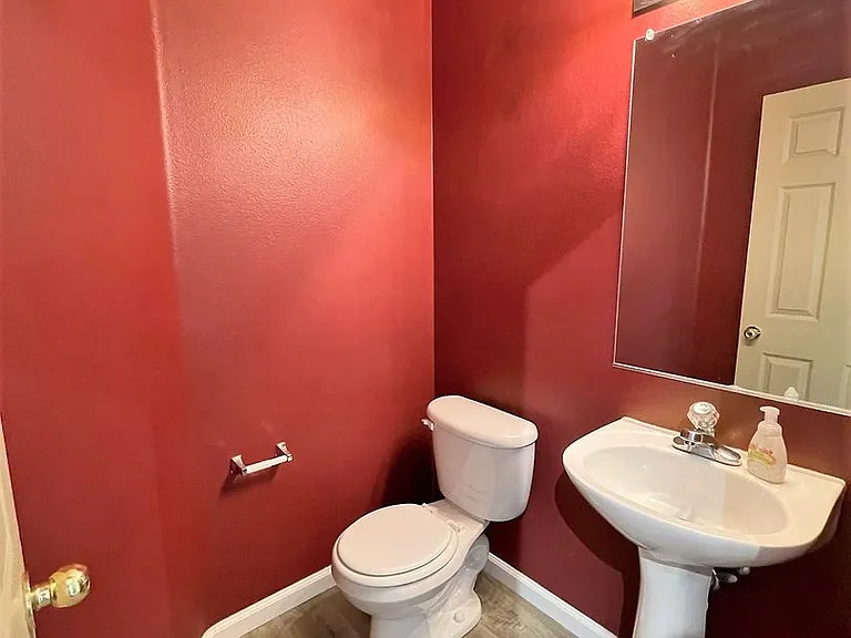 6220 SW 182nd Ter — Photo 7