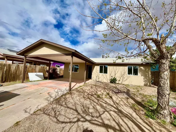1504 High St SE, Albuquerque, NM 87102