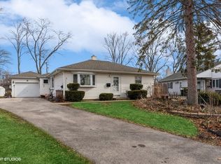 2704 George Ct, Rolling Meadows, IL 60008