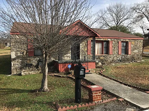 229 Wood Dr Photo 1